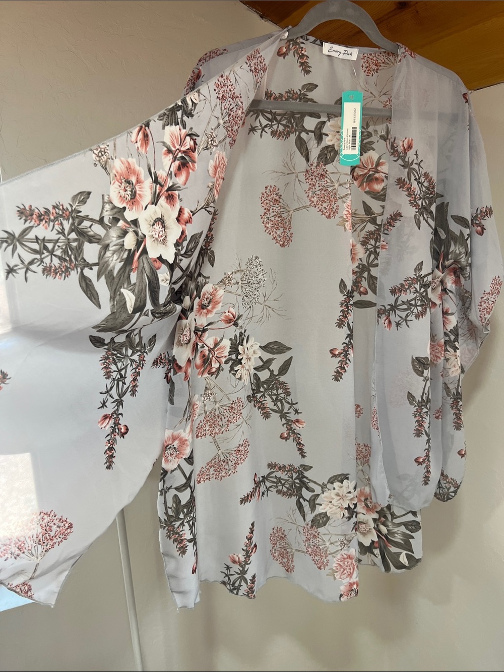 emory park Sheer Floral Kimono - Light Gray & Pink - Picture 3 of 6